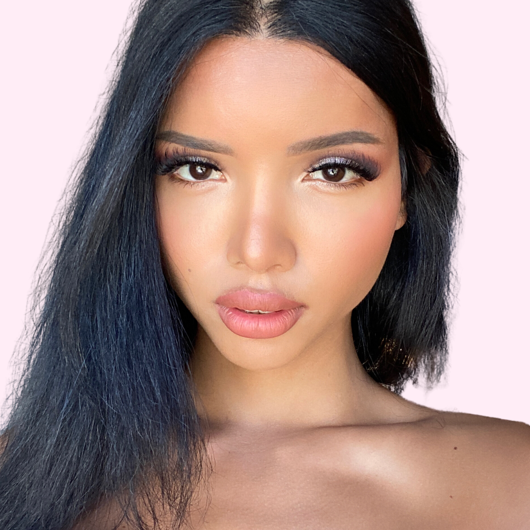 Transwoman wearing LZRD LASH LCD3 style