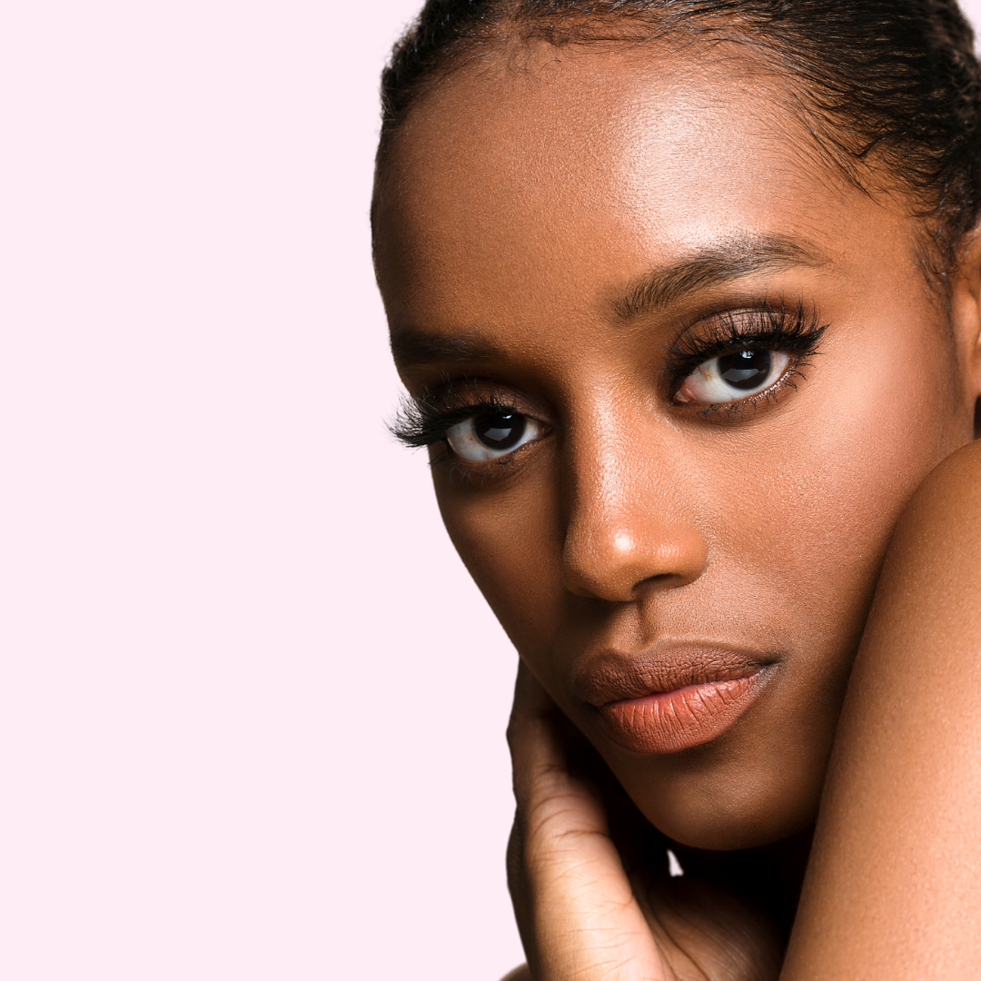 woman with protruding eye shape and vegan lashes close up